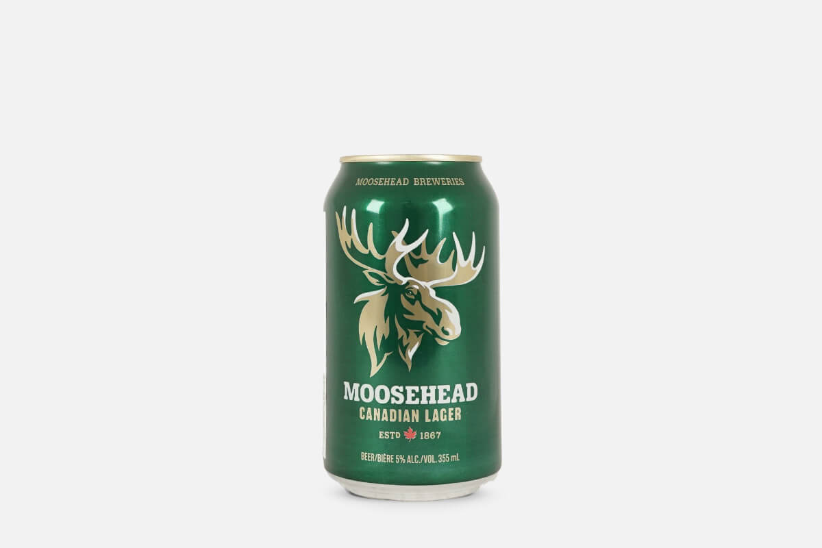 Canadian Lager, Aluminum Can, Moosehead, Green Can, Beer Label, Bierdose, Dose, grüne Dose, Moosehead, Kanadischer Lager, Getränkedose, Bier, Lager, Moosehead, Grün, Elch-Logo, kleiner brauner bock?, bierdose, moosehead, lager, grün, 355ml, kaffee?