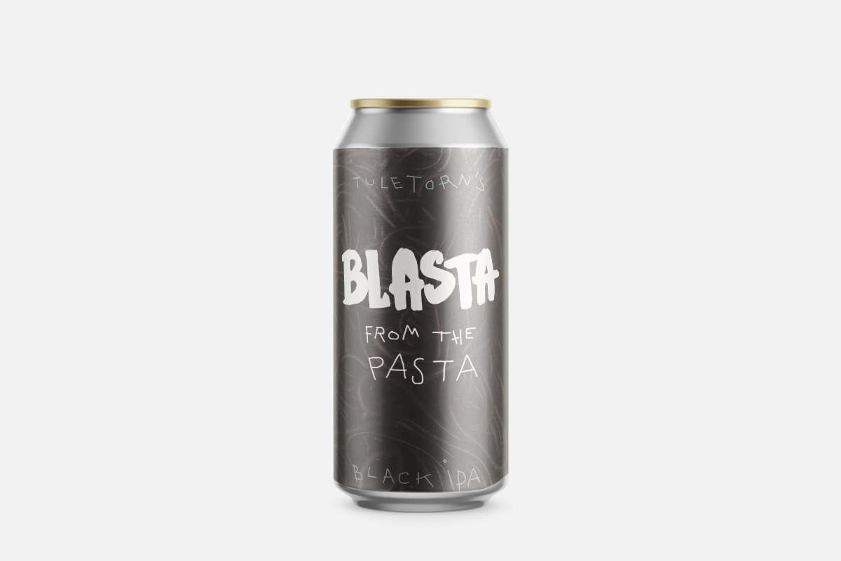 Aluminiumdose, Bierdose, Black IPA, Pastapack, Dosenbrauerei?, Dosenbier, Blasta, Bierzapfeinheit, Black IPA, Pastaschrift, dosen, Bierdose, Black IPA, schwarz IPA, Graffiti-Schrift, Dosenbier, IPA, Schwarz, Pasta-Affekt, Kunst-Design, Can, -