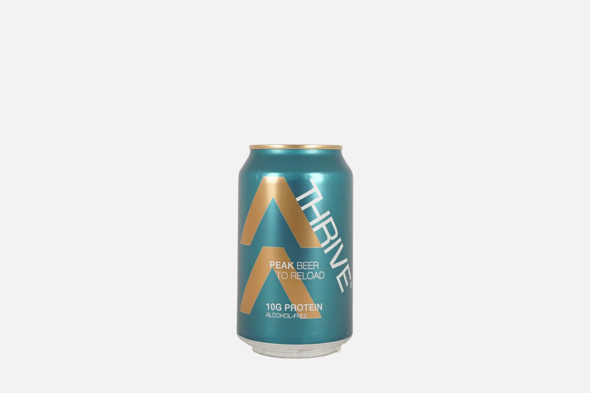 alkoholfrei, protein, bierdose, dosenbier, turquoise, Aluminiumkanne, Pflanzenbuch, Trinkdose, Bierdose, Protein-Getränk, Aluminiumdose, Aluminiumkanne, Craft-Bier, Protein-Bier, Biersorte, Aluminiumdose, Bierdose, Teal Farbe, Peak Bier, alkohol-frei